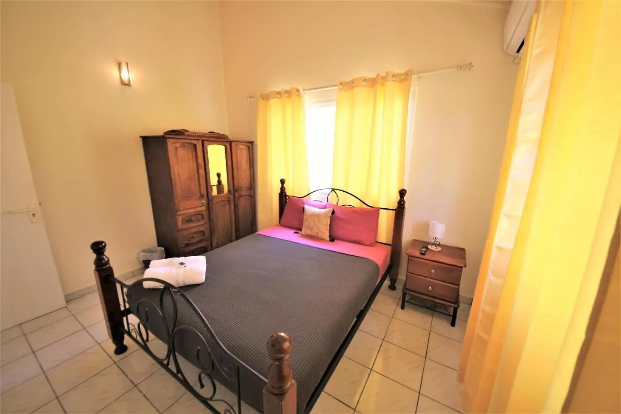 Palm Beach Cunucu Villa 0*, Palm Beach
